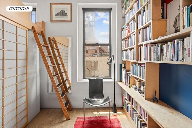 Building Photo - 215 Bowery