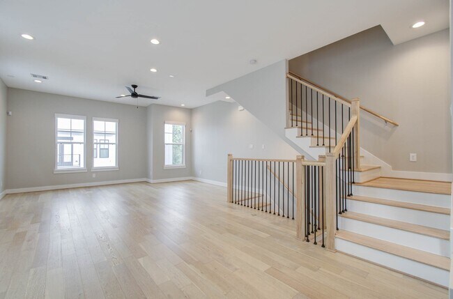 Foto del edificio - 10914 Fire Creek Dr