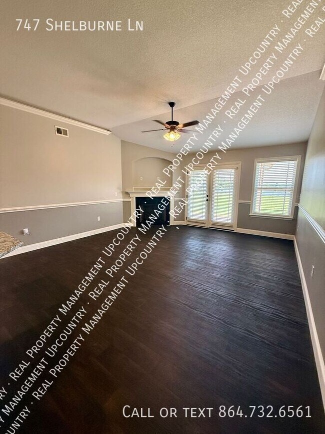 Foto del edificio - 747 Shelburne Ln