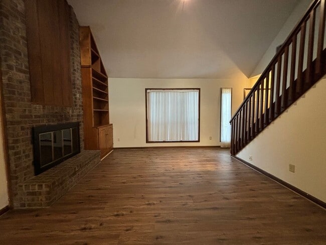 Photo - 1132 Eagle Cir House