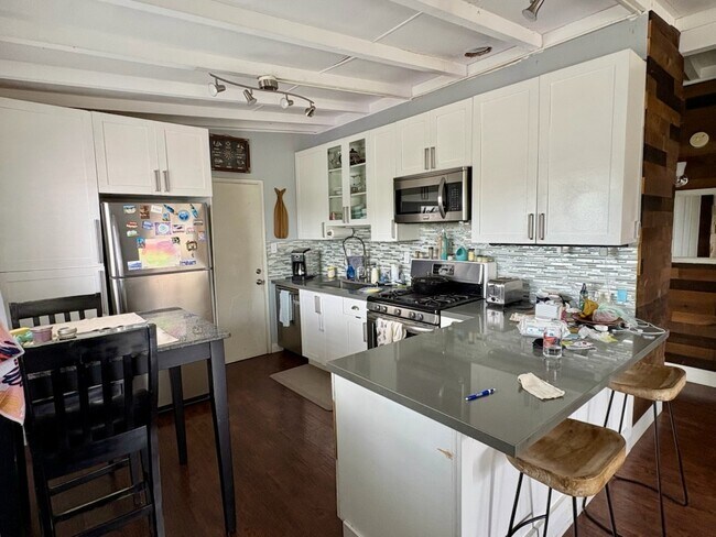 Foto del edificio - 1238 Essex St