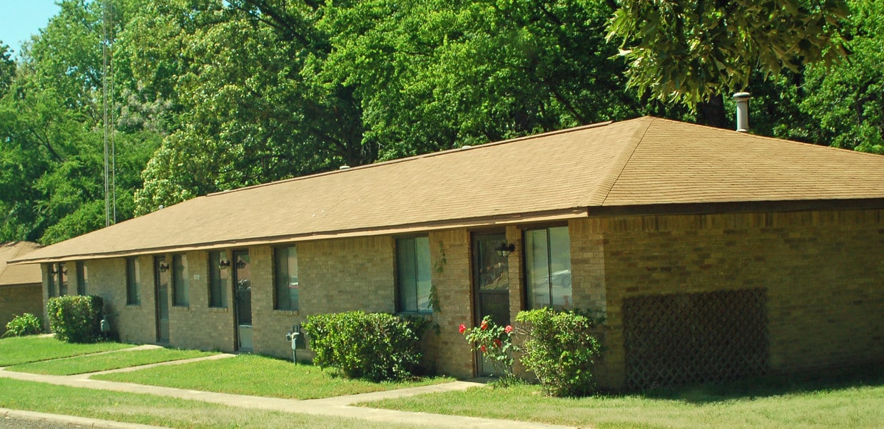 Primary Photo - 1612 Amy Dr
