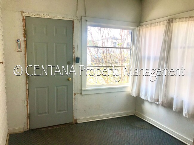 Foto del edificio - 3 bedroom home for rent with shed. Near MT...