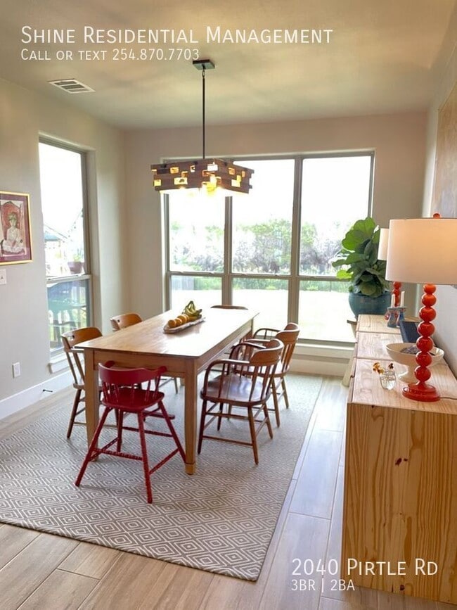 Foto del edificio - 2040 Pirtle Dr