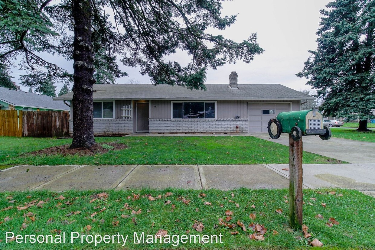 Primary Photo - 2 br, 1 bath House - 1420 NE 142nd Ave