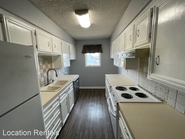 Building Photo - 2 br, 2 bath House - 129 Troy Avenue