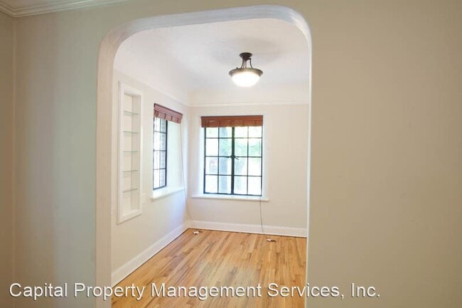 Building Photo - 2284 NW Everett St