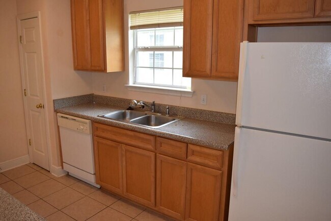 Foto del edificio - 3506 Torrington Way