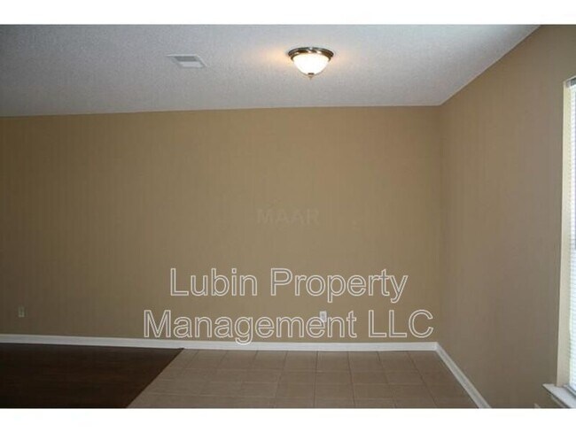 Foto del edificio - 5218 Ogunquit Ln