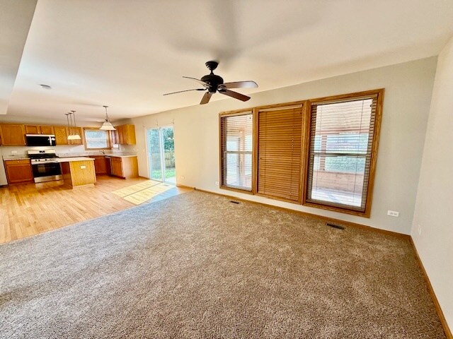 Foto del edificio - 1301 Bridgehampton Dr