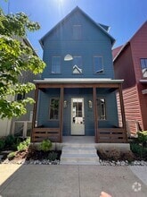 Building Photo - 916 Pedalers Ln