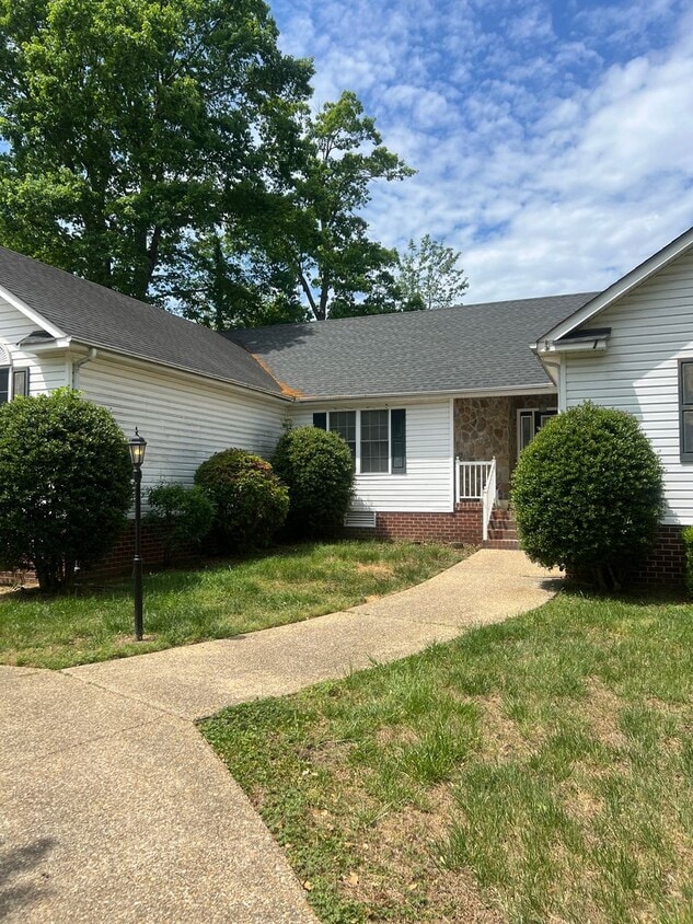 Building Photo - 14018 Bonjour Ln