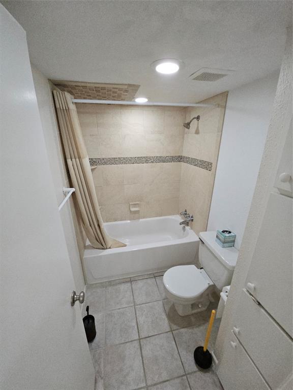 Foto del edificio - 2350 Bering Dr