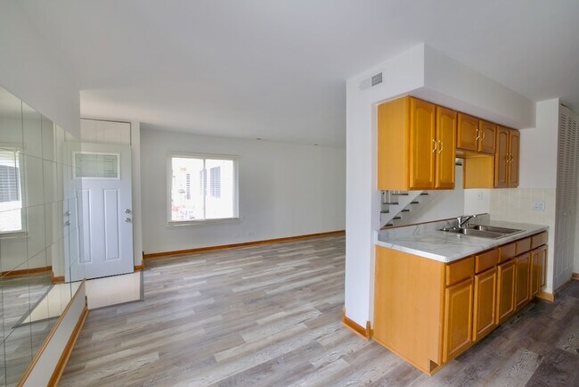 Foto del edificio - 1483 Cornell Ct