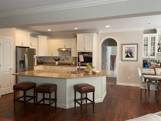Building Photo - 7437 Madeira Pines Dr