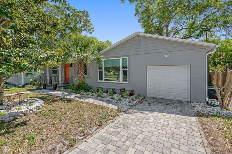 Foto principal - 5600 Tangerine Ave S