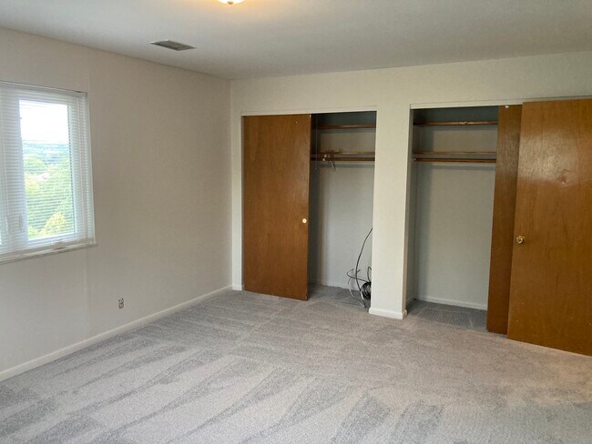 Building Photo - 14 Woodlawn Ter