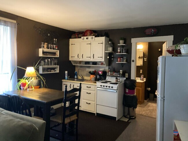 Foto del interior - 38 Railroad St