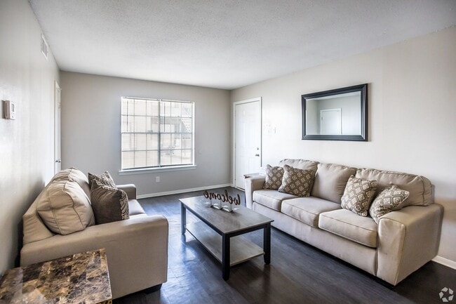 Interior Photo - Graceland Pointe Apartments