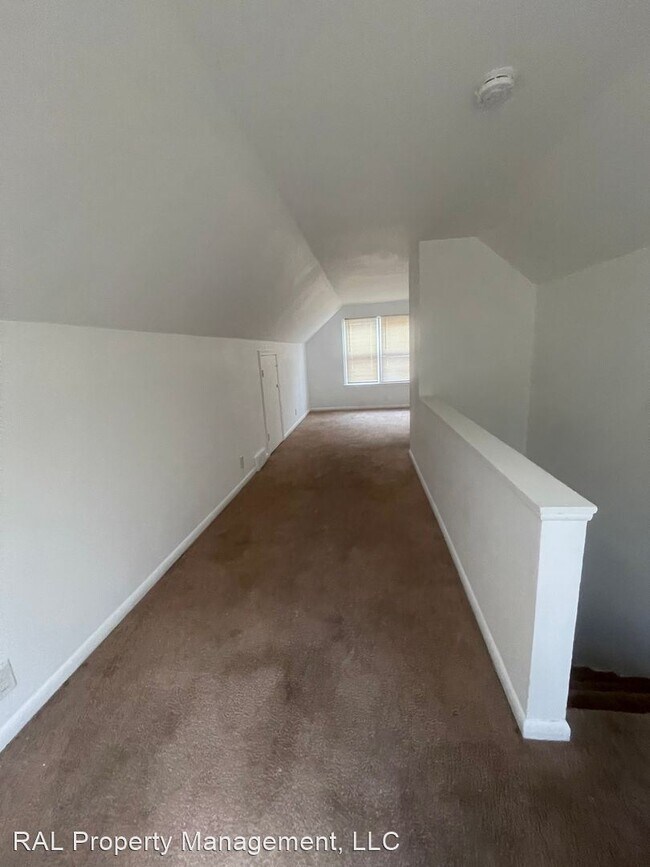 Foto del edificio - 3 br, 1 bath House - 16600 Lamphere