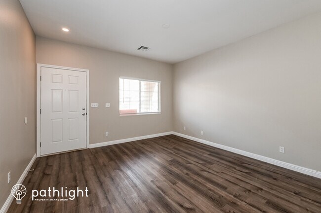 Foto del edificio - 11103 Abbeyfield Rose Drive, Henderson, NV...