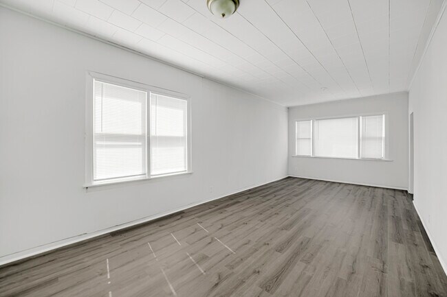 Foto del edificio - 120 E Kensington Ave