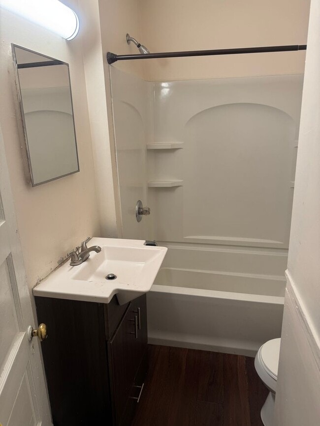 Building Photo - 2420 Barton Ave