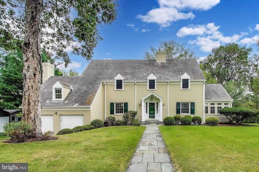 Foto principal - 9326 W Parkhill Dr