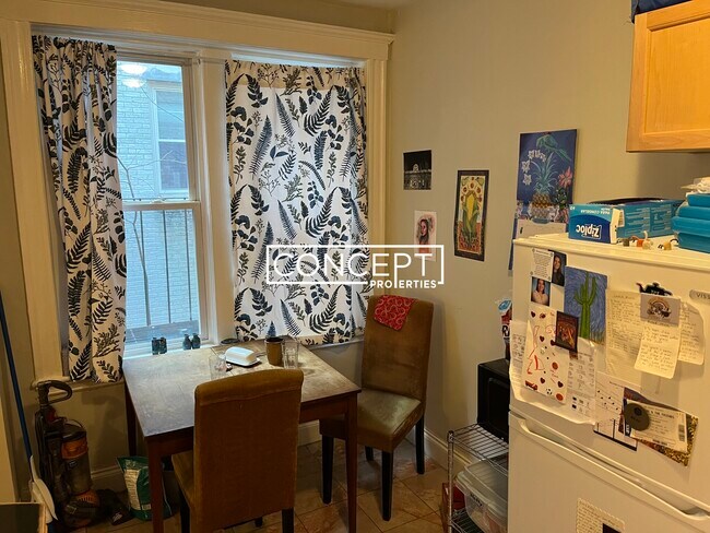 Foto del edificio - 110 Brainerd Rd