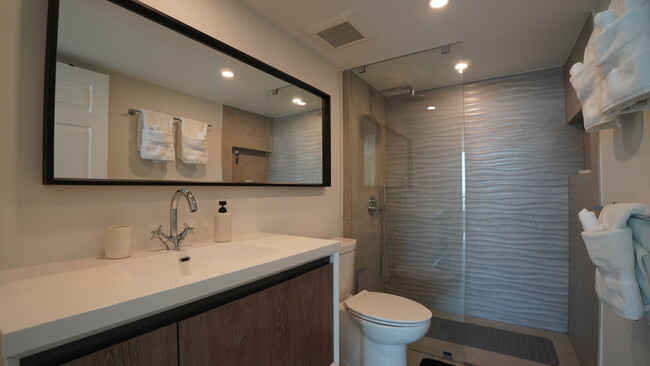 Building Photo - 3000 Coral Way