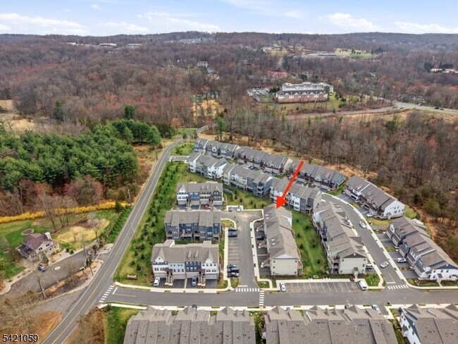 Building Photo - 12 Marigold Ct