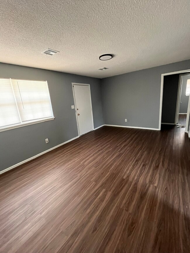 Foto del edificio - 932 SW 1st St