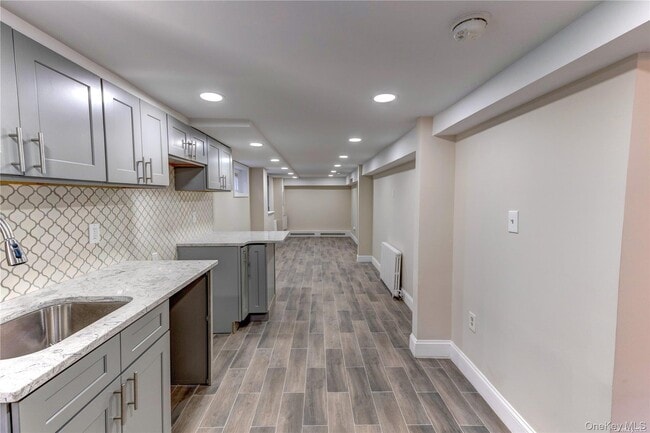 Building Photo - 85 Florida St