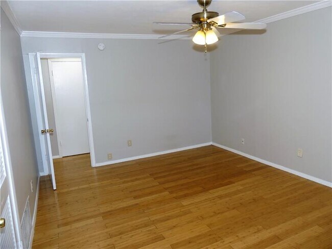 Building Photo - 2429 Lawrenceville Hwy