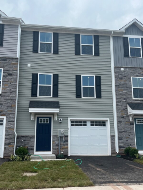 Foto principal - 181 Van Fleet Cir