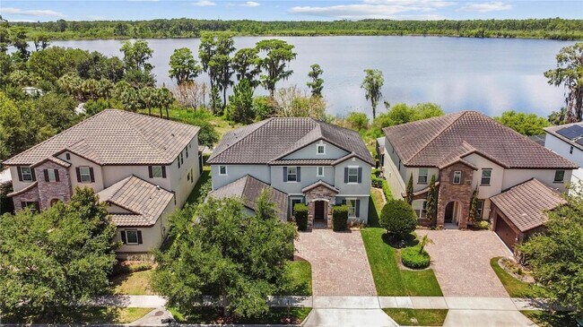 Foto del edificio - 8394 Lookout Pointe Dr