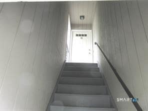 Building Photo - 25 Padanaram Rd