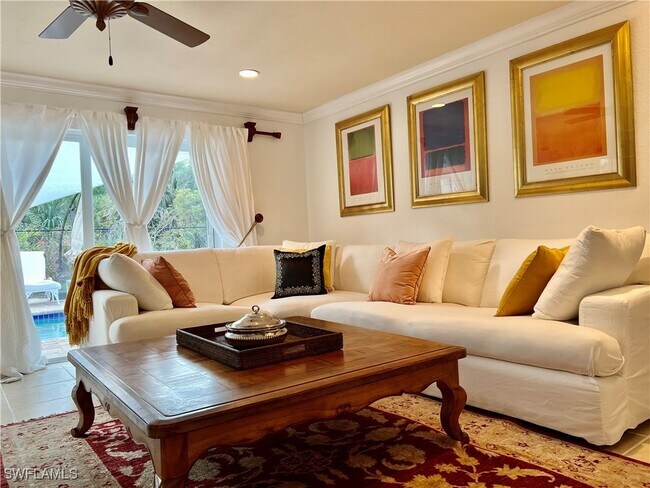 Foto del edificio - 283 Cypress Way W