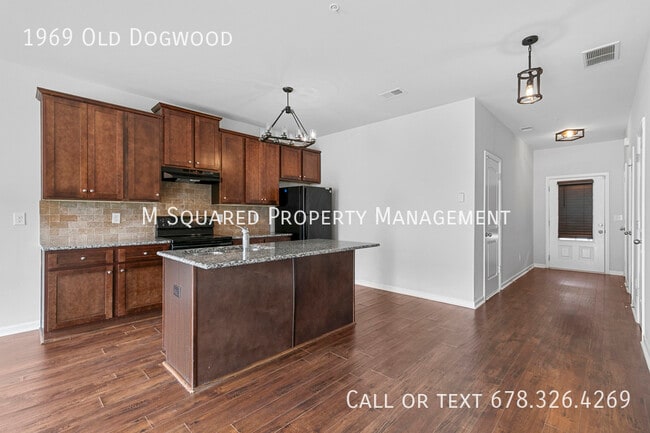 Foto del edificio - 1969 Old Dogwood