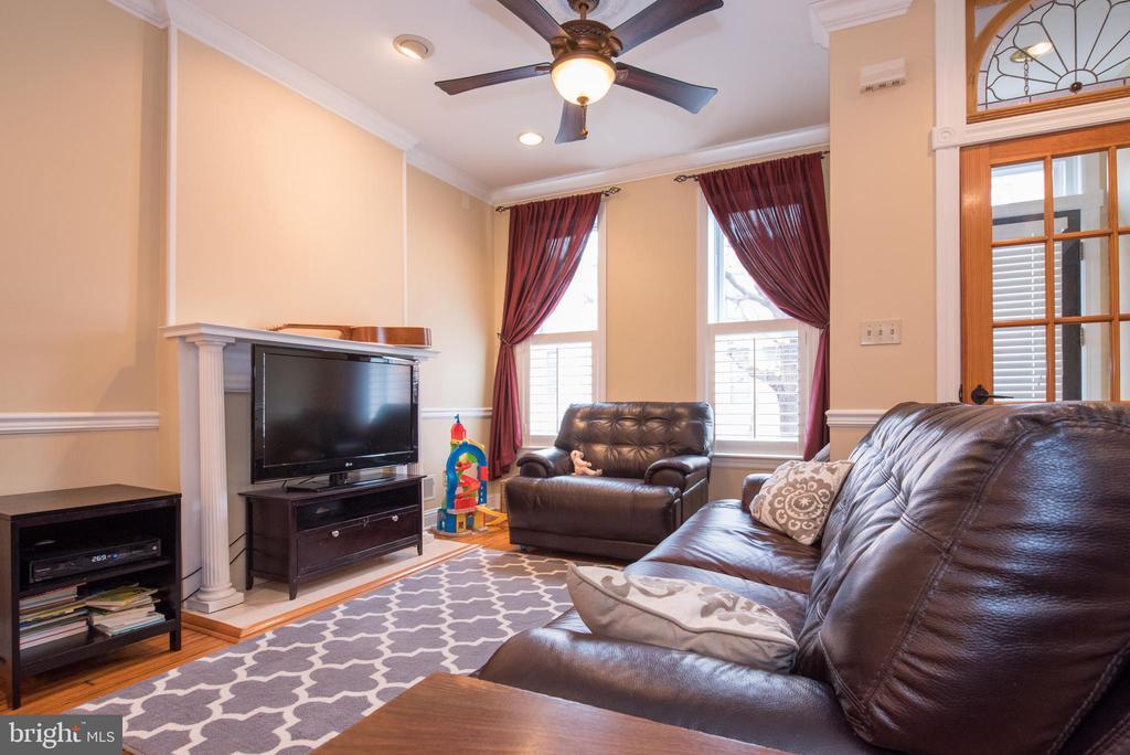 Foto principal - 3205 Hudson St