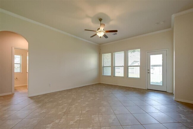 Building Photo - 6907 Lantern Hill Ln
