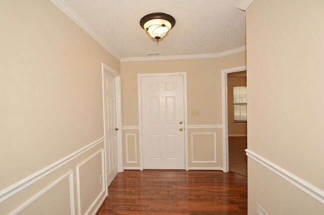 Foto del edificio - 102 Tracy Ridge Blvd