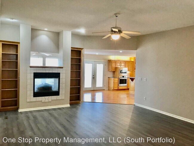 Foto del edificio - 4 br, 3 bath House - 5417 NE Holiday Dr