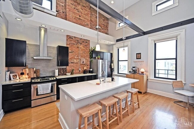 Building Photo - 27 Mercer St