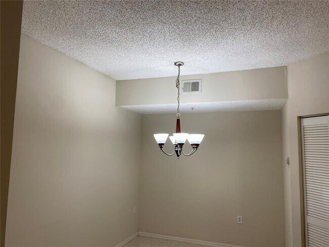 Building Photo - 5450 Bentgrass Dr