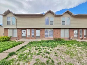Building Photo - 5571 S 2800 W