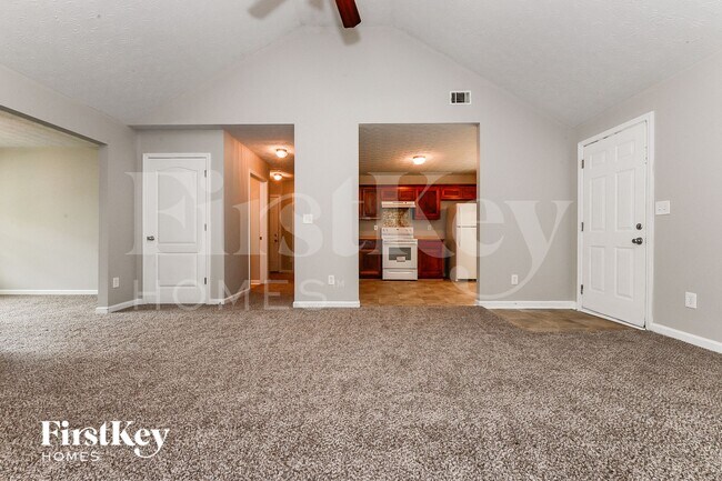 Building Photo - 208 Cane Ave