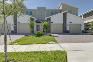 Building Photo - 9327 Sommerset Hills Dr