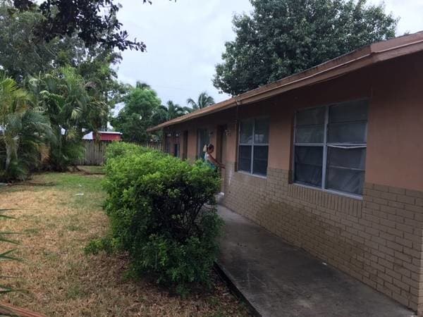 Building Photo - 2630 Riverland Dr