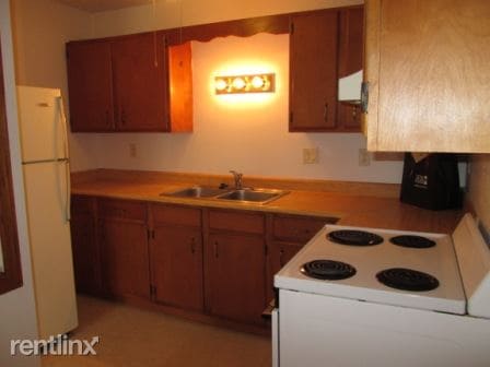 Building Photo - 1023 Fiedler Ln